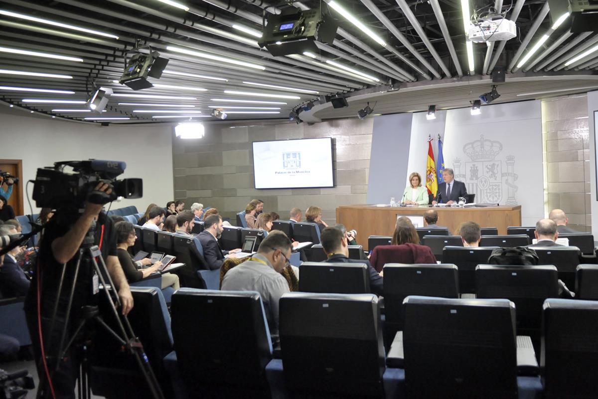 4/05/2018. Consejo de Ministros: Méndez de Vigo y Bañez. El ministro de Educación, Cultura y Deporte y portavoz del Gobierno, Íñigo Méndez d...